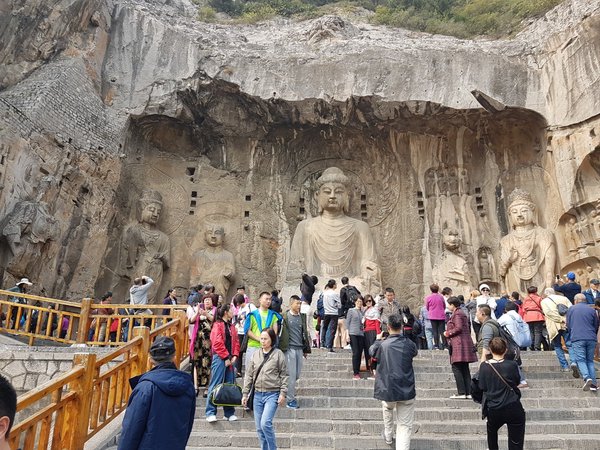 Longman Buddha Caves