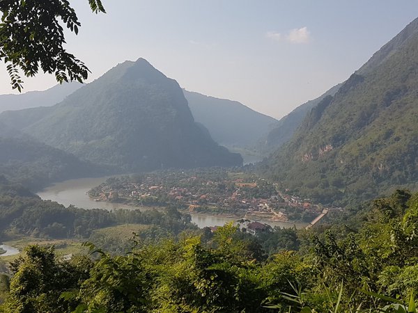 Nong Khiaw