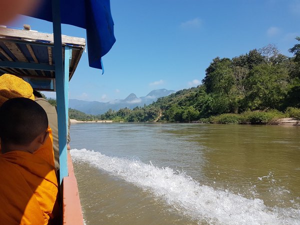 Travelling on Nam Ou river